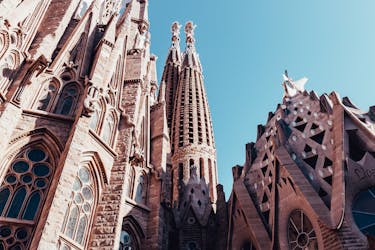Sagrada Familia skip-the-line sunset private tour